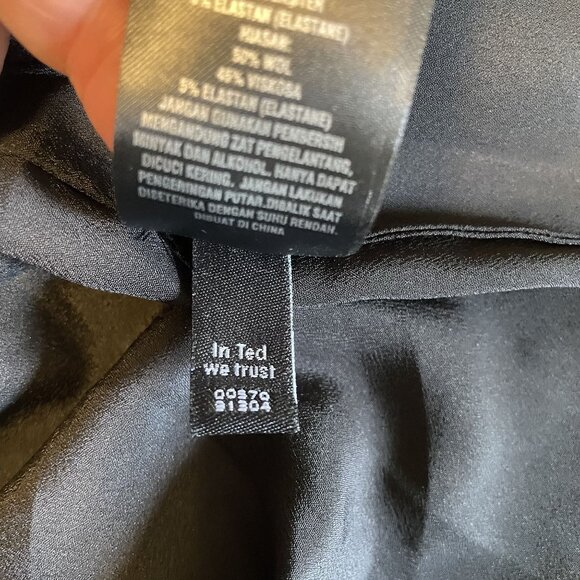 NWT Ted Baker Black Pleated Cap Sleeve Cocktail Dress With Back Zip Decor Size 4 - Picture 13 of 13